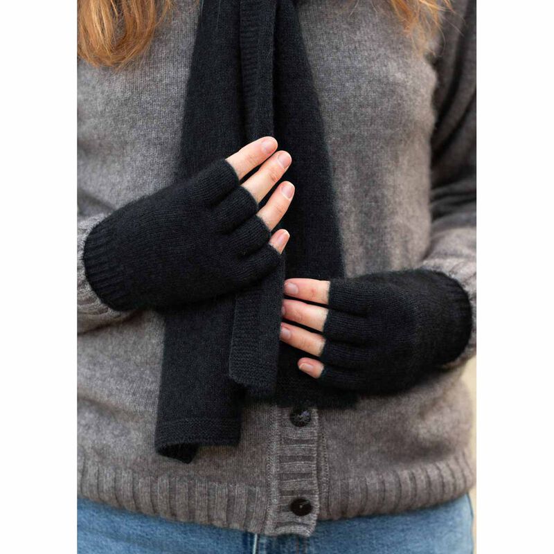 Noble Wilde Fingerless Glove image number 0